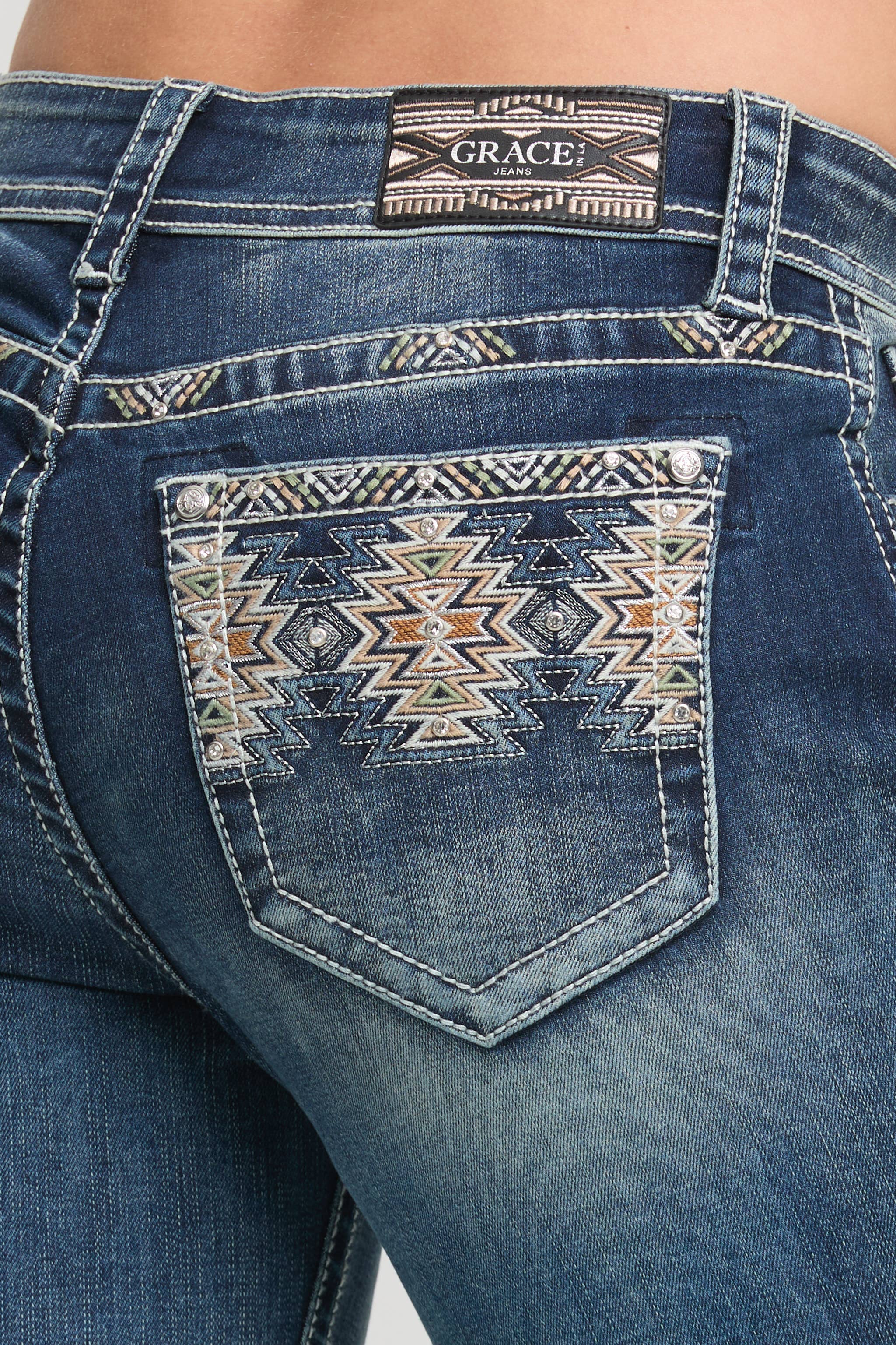 3 Diamonds Modify Mid-Rise Boot Cut 34" | EB-81810