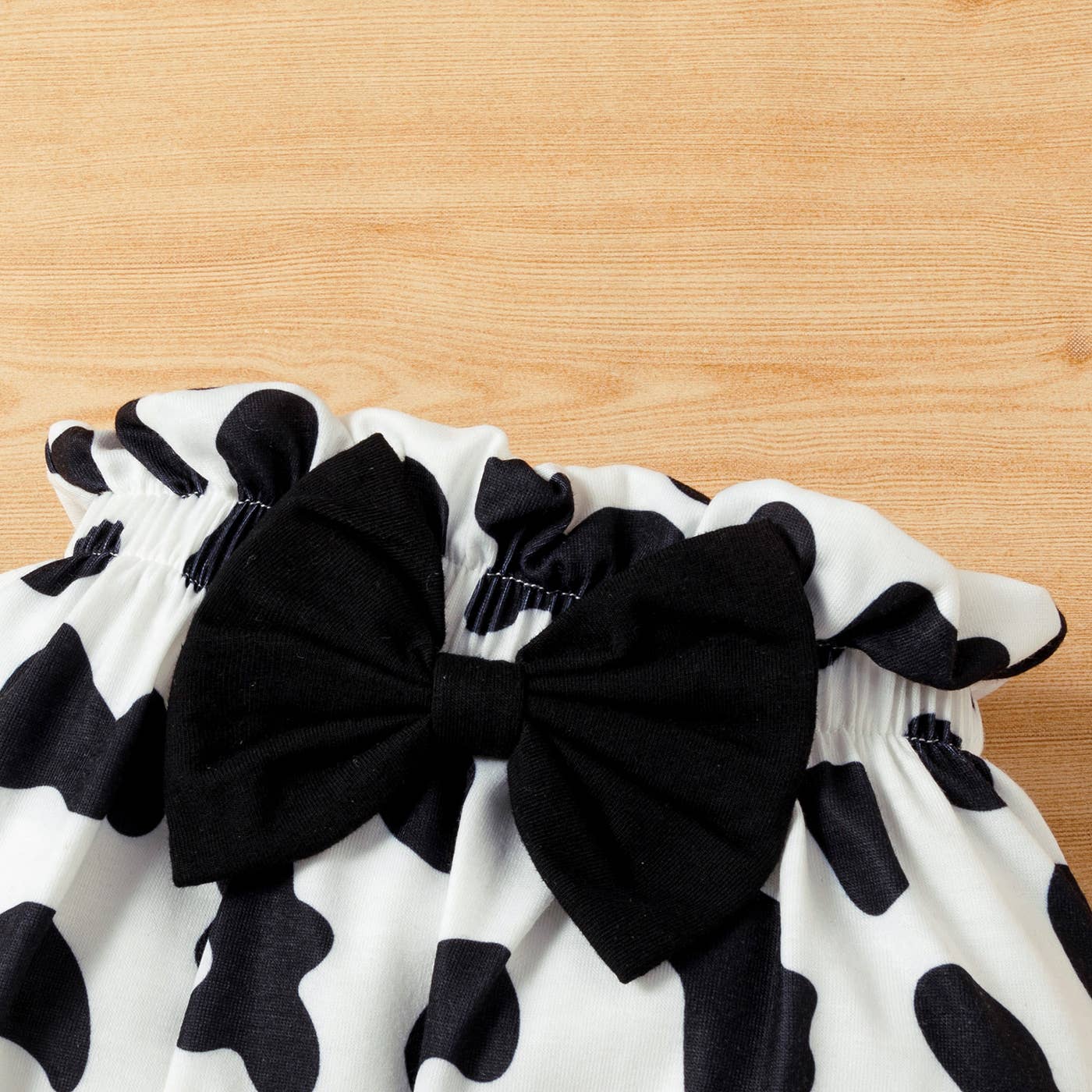 3pcs Baby Girl and Cow Print White Romper and Trousers Set - Image 8