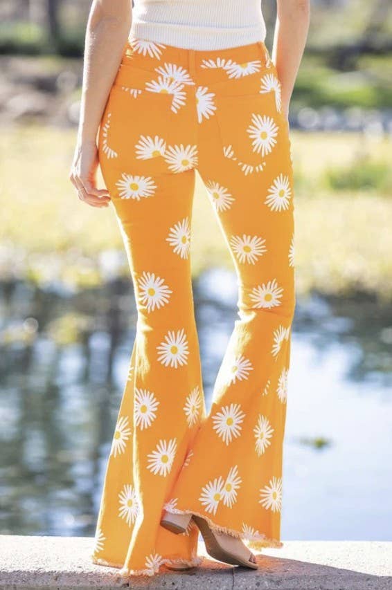 BOHO DAISY PRINT BELL BOTTOM JEANS - Image 4