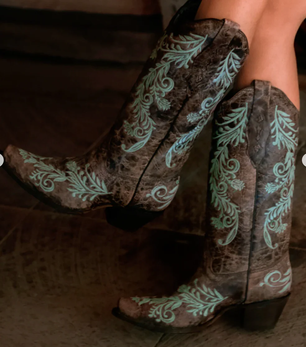 Corral Floral Embroidery Glow in the Dark Style A3753 - Image 4