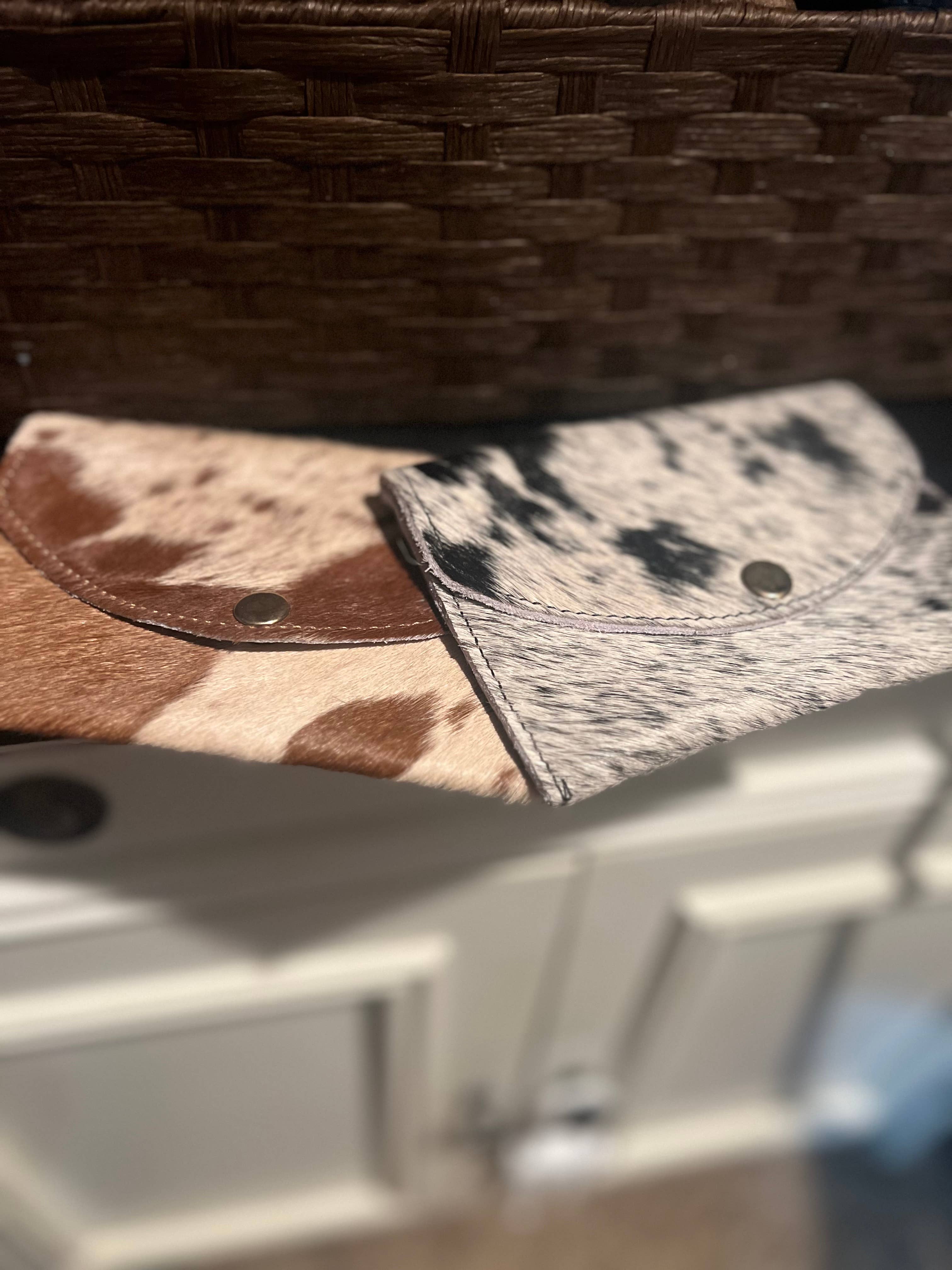 Cowhide and leather business card holder - Image 5