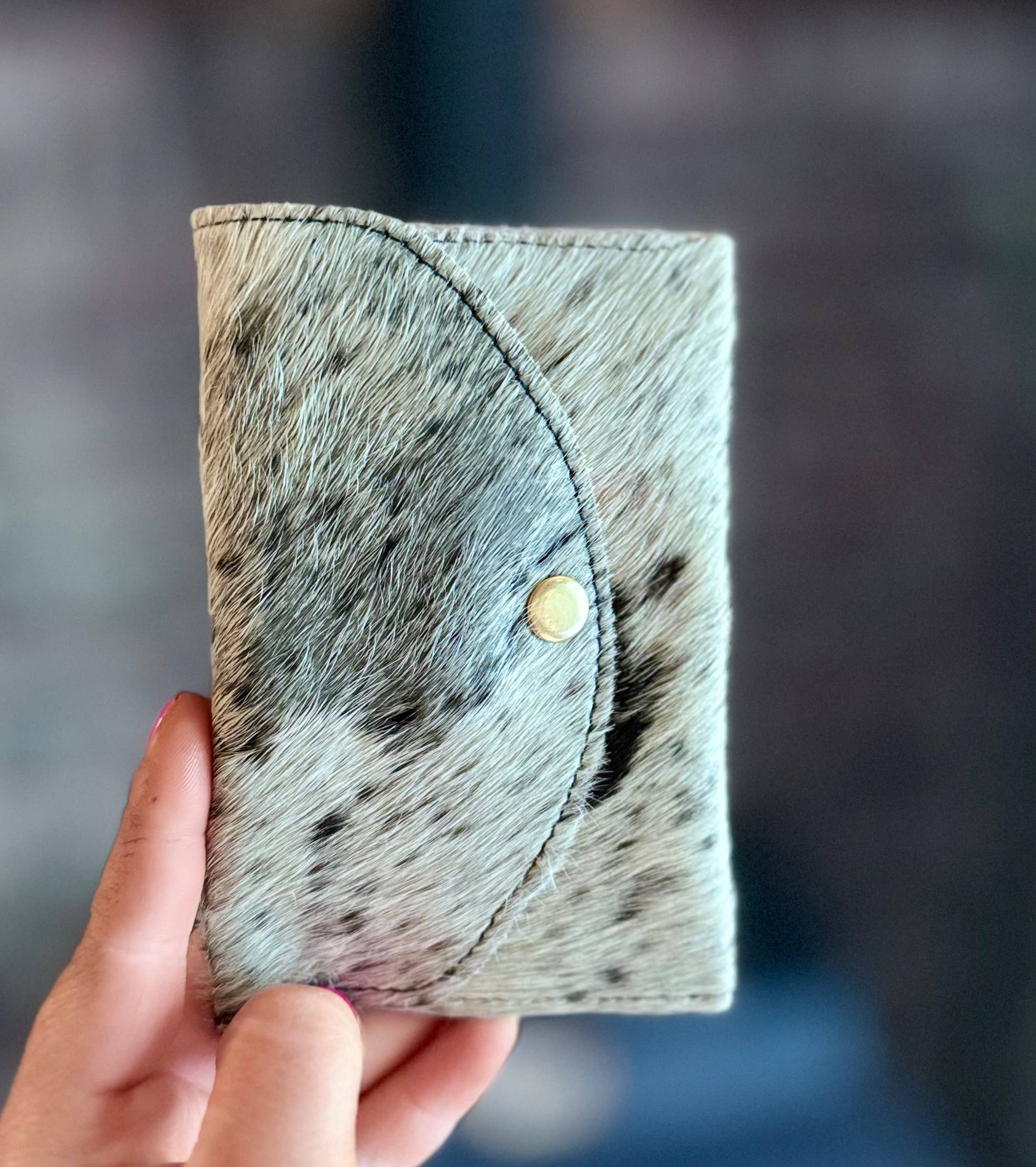 Cowhide and leather business card holder - Image 7
