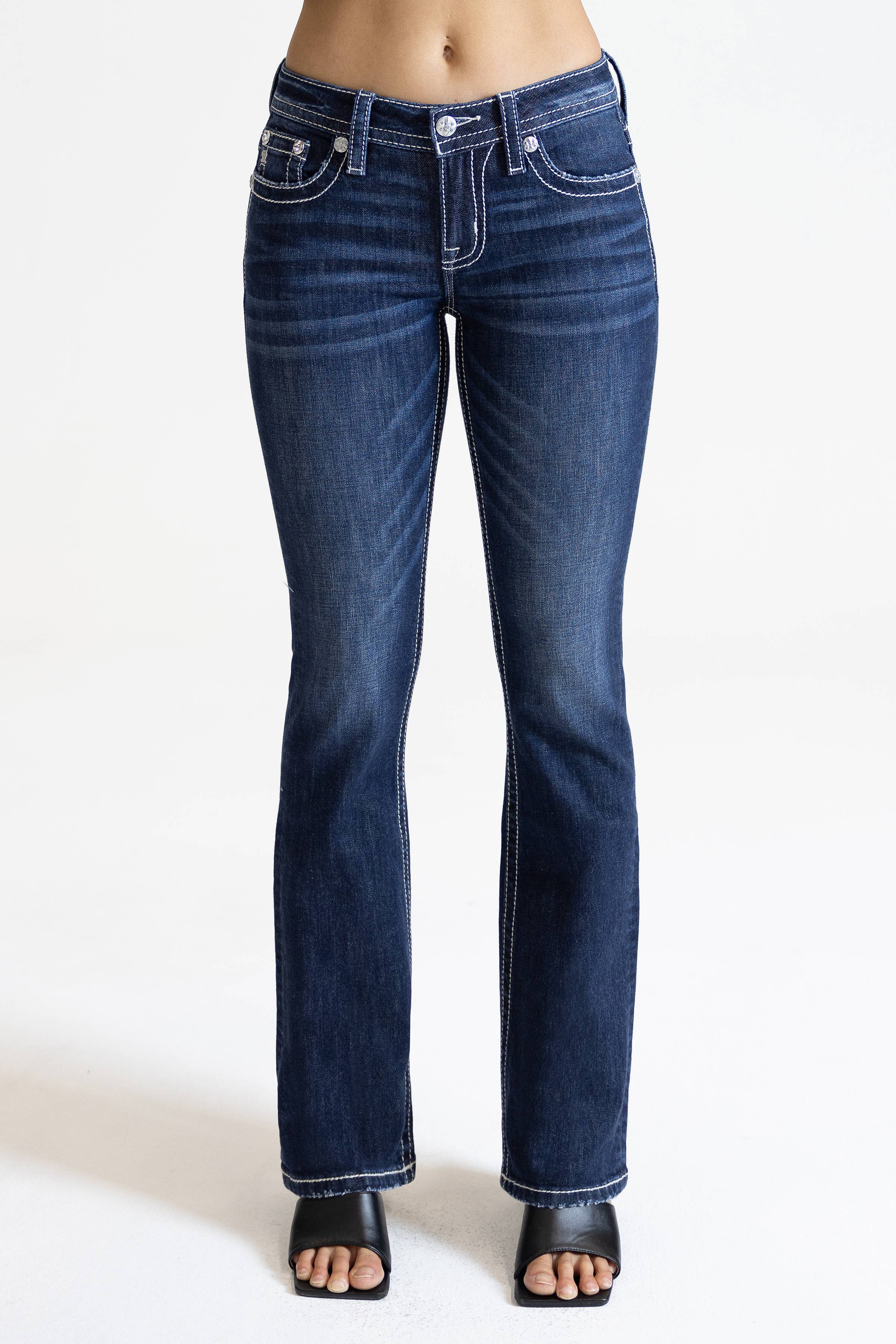 M9373BV-32" MID RISE BOOTCUT JEANS