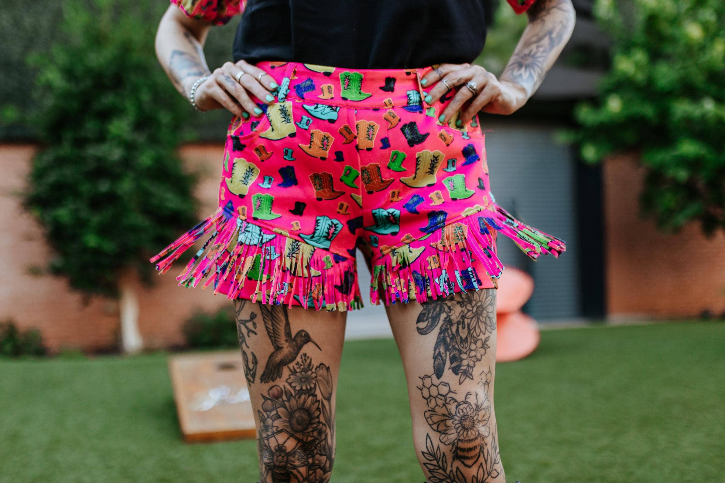MK302 Cowgirl Boogie Fringe Shorts - Pink - Image 7