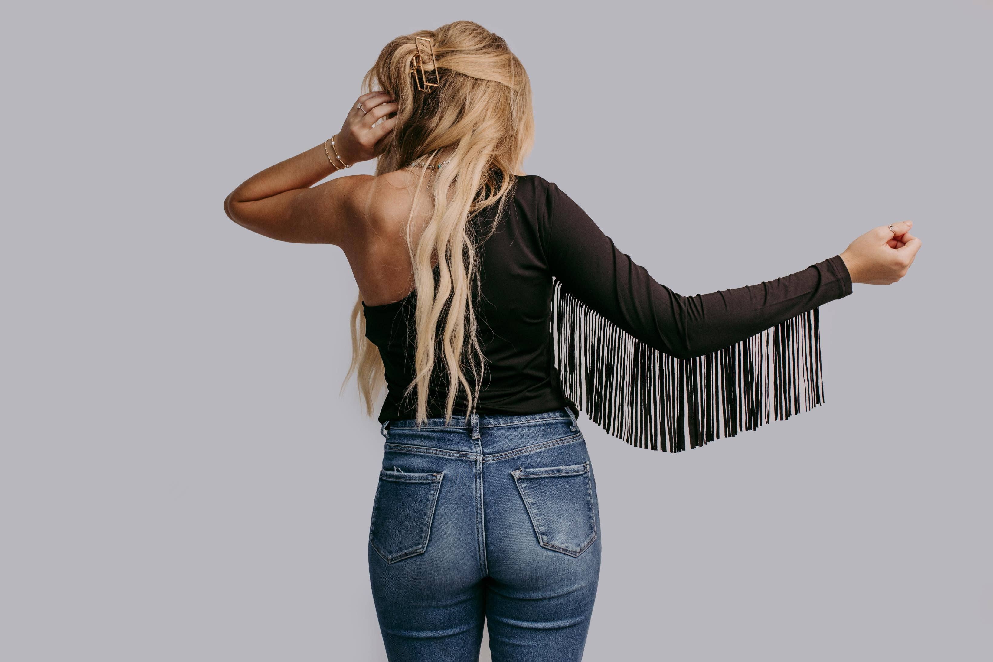 MK594 One Shoulder Fringe Top - Image 5