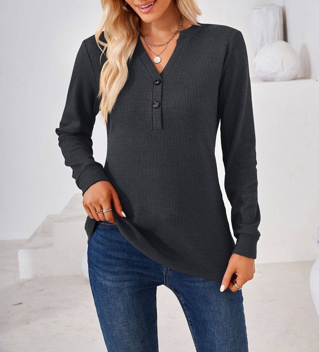New solid color V-neck button solid color baggy top - Image 18