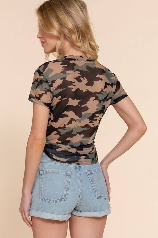 Short Sleeve Crew Neck Knotted Camo Print Mesh Mesh Top - Image 2
