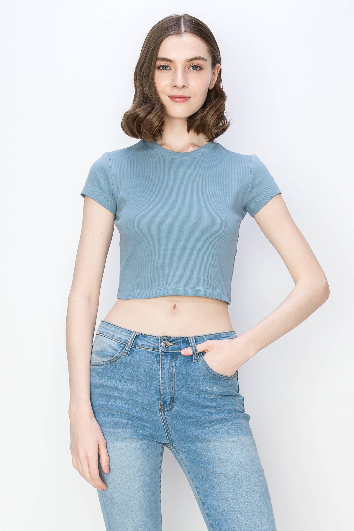 Solid color ribbed short sleeve crop crew neck basic tshirt - Image 2