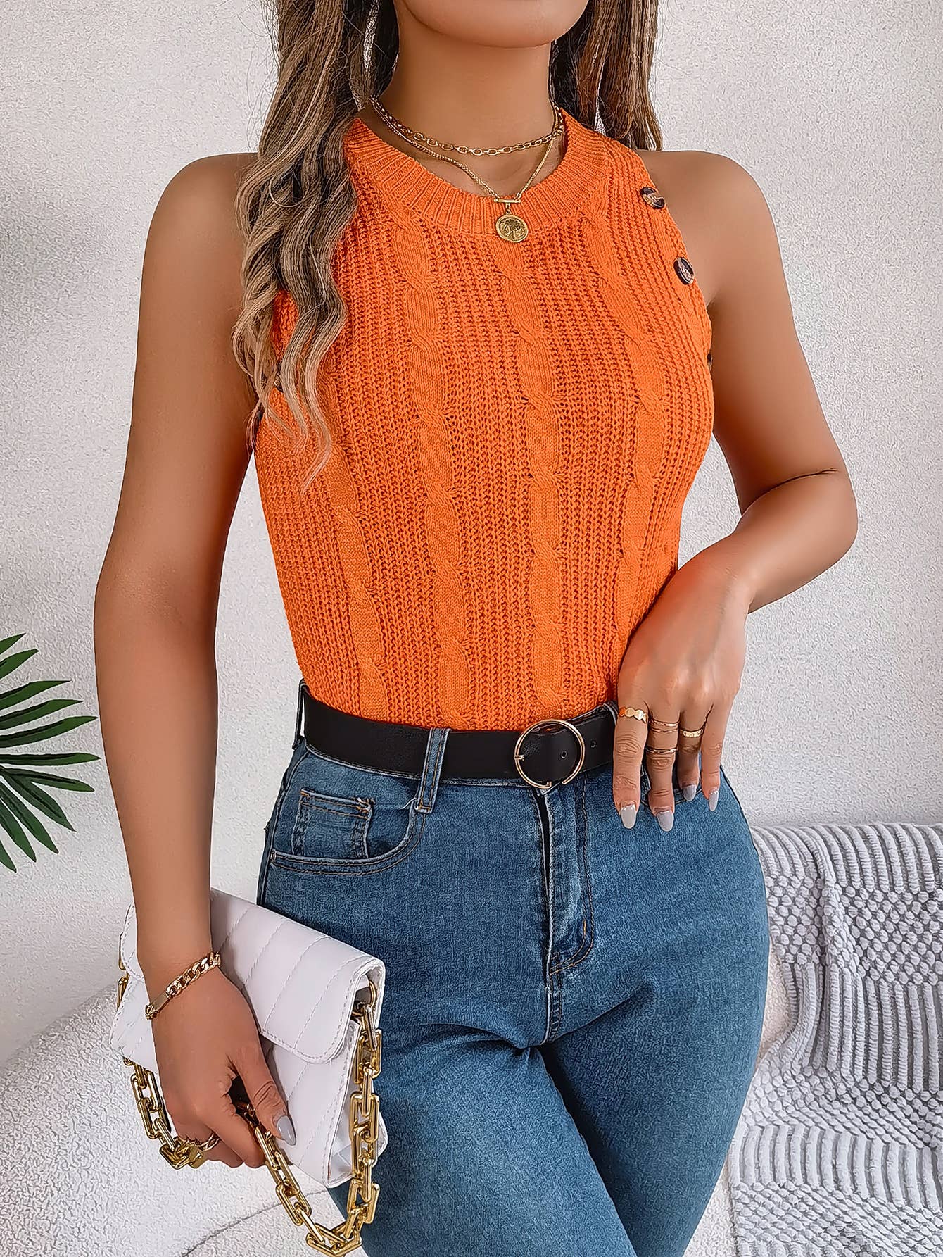 Solid color twist button sleeveless blouse - Image 4