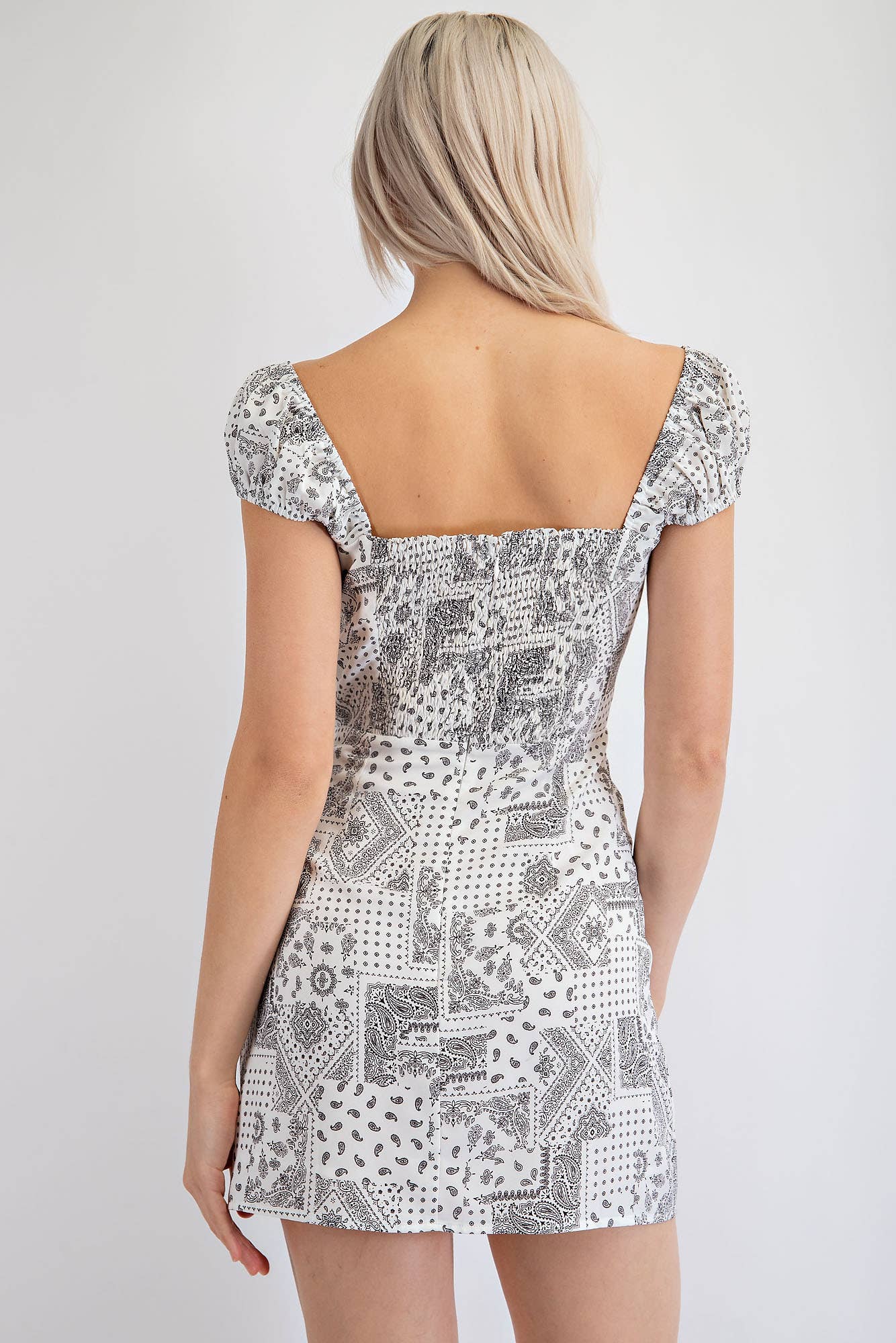 Td1893 Bandana Print Puff Sleeve Mini Dress With Back Smocki - Image 8