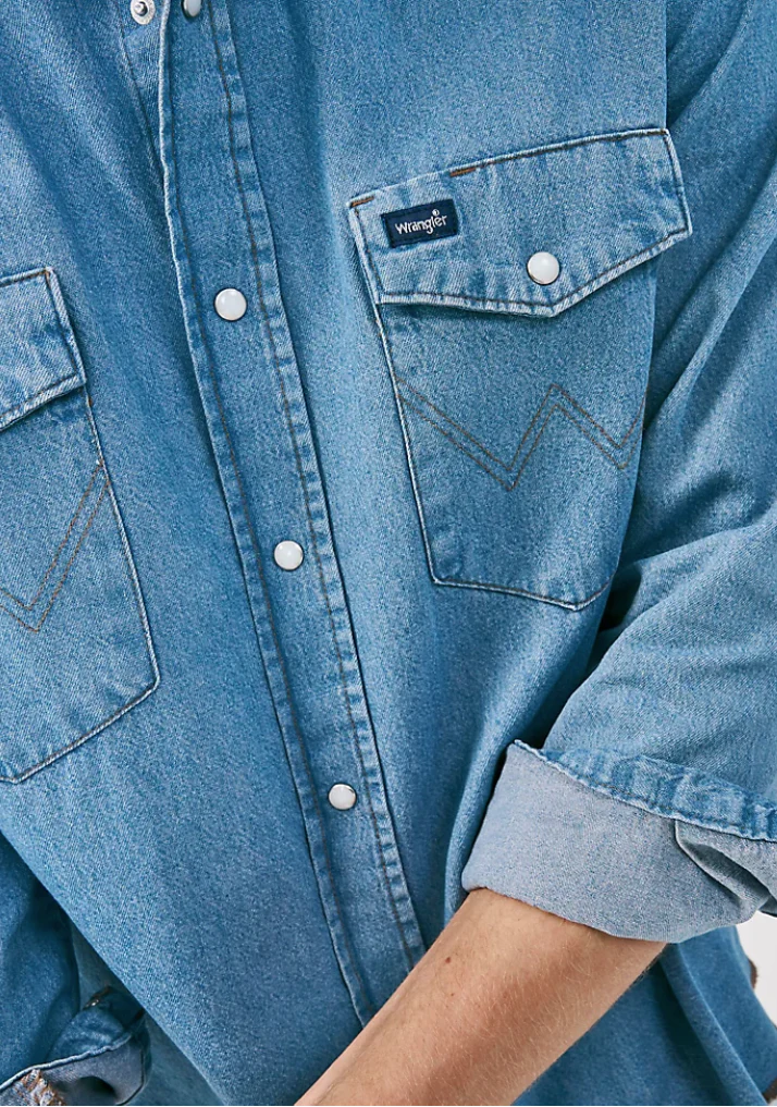 WRANGLER COWBOY CUT LONG SLEEVE WESTERN DENIM SNAP WORK SHIRT IN STONEWASH STYLE 70127SW - Image 5
