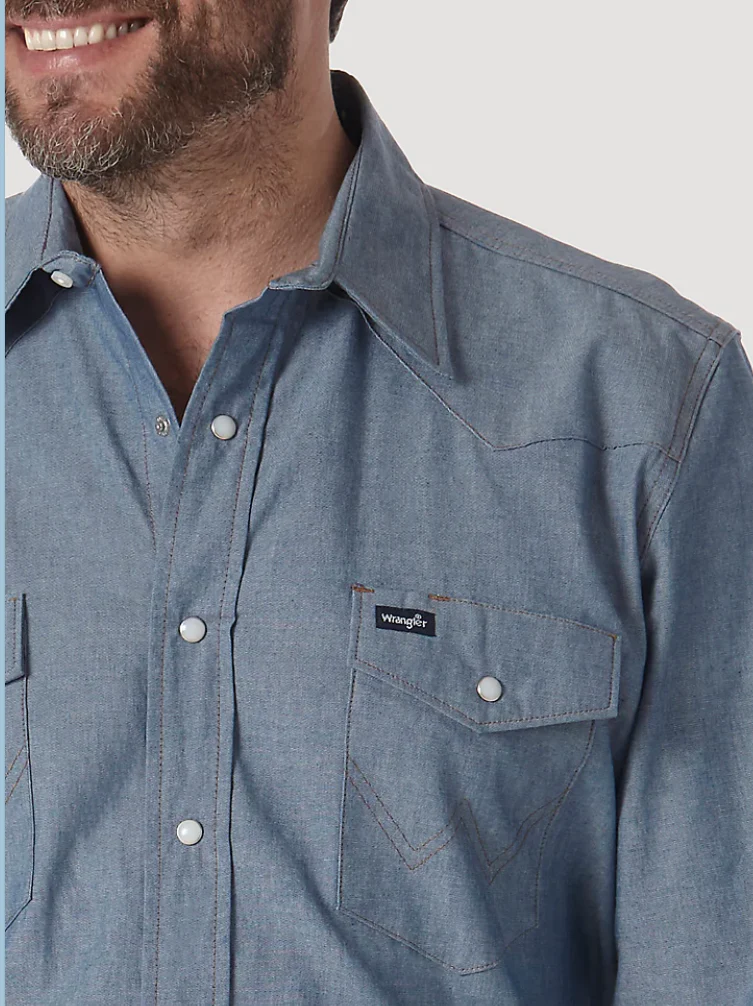 WRANGLER COWBOY CUT FIRM FINISH LONG SLEEVE WESTERN SNAP SOLID WORK SHIRT IN CHAMBRAY BLUE STYLE MS70919 - Image 3
